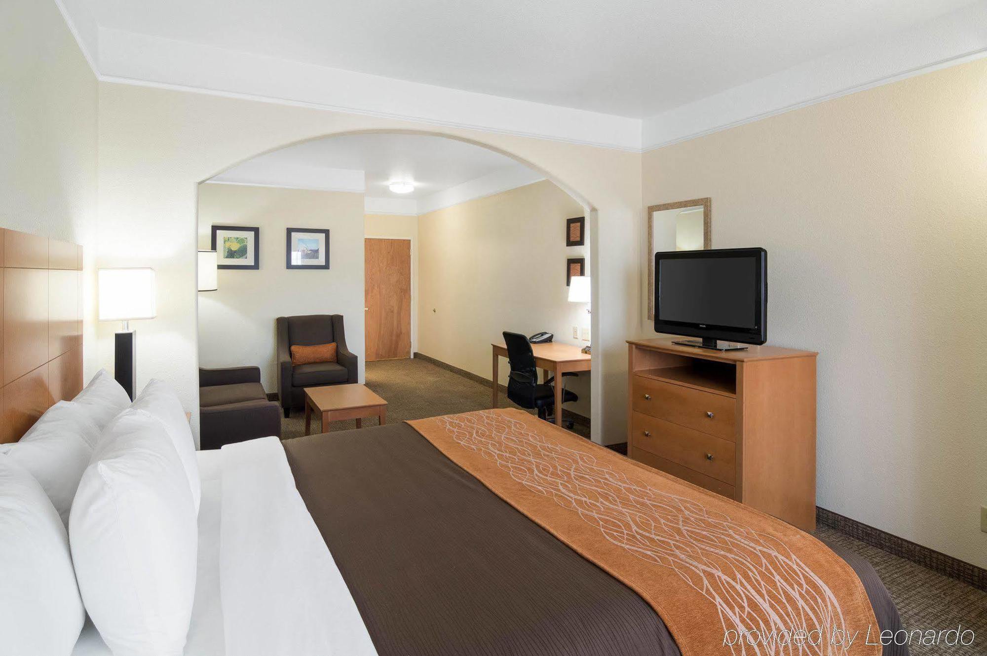 Comfort Inn & Suites, Odessa I-20 Exterior photo